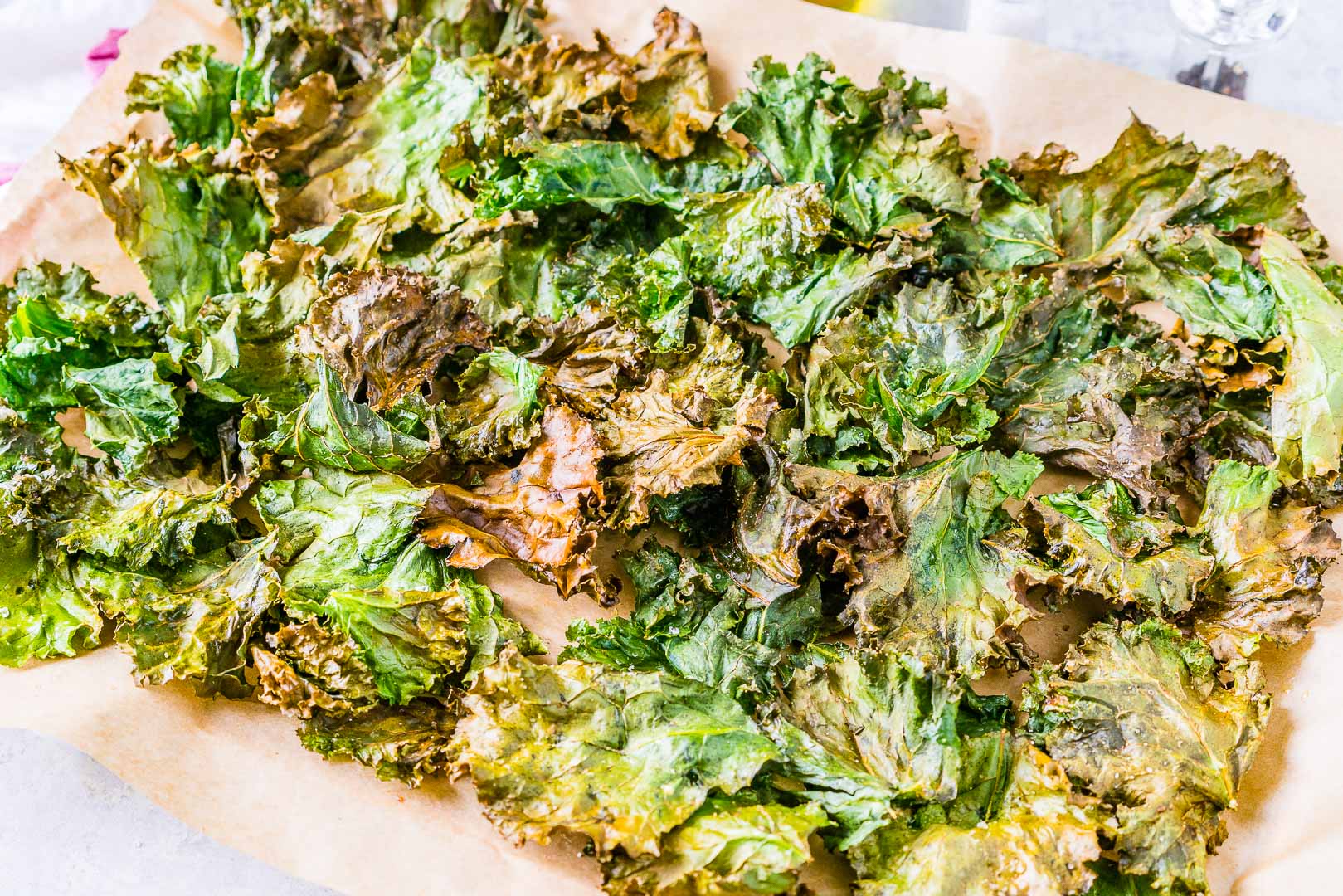 Clean Extra Crispy Garlicy Kale Chips